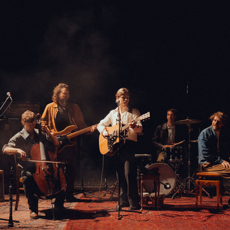 Daniel Avens & The Cascading Waters 